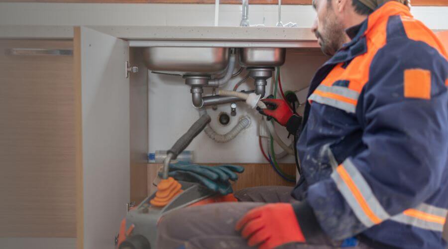 Local tankless water heater installation in Montana